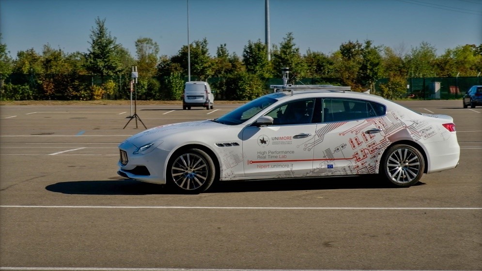 On-field driving simulation